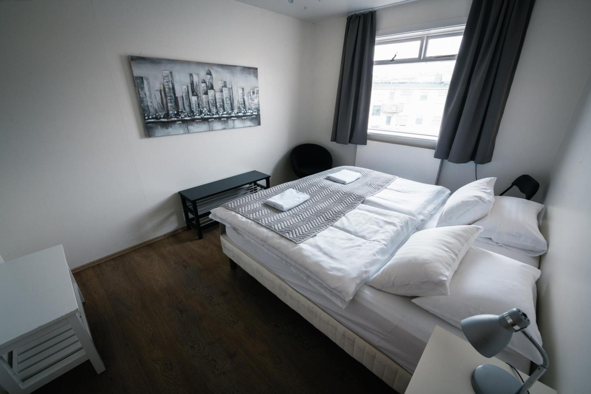 אקורירי Apotek Guesthouse מראה חיצוני תמונה