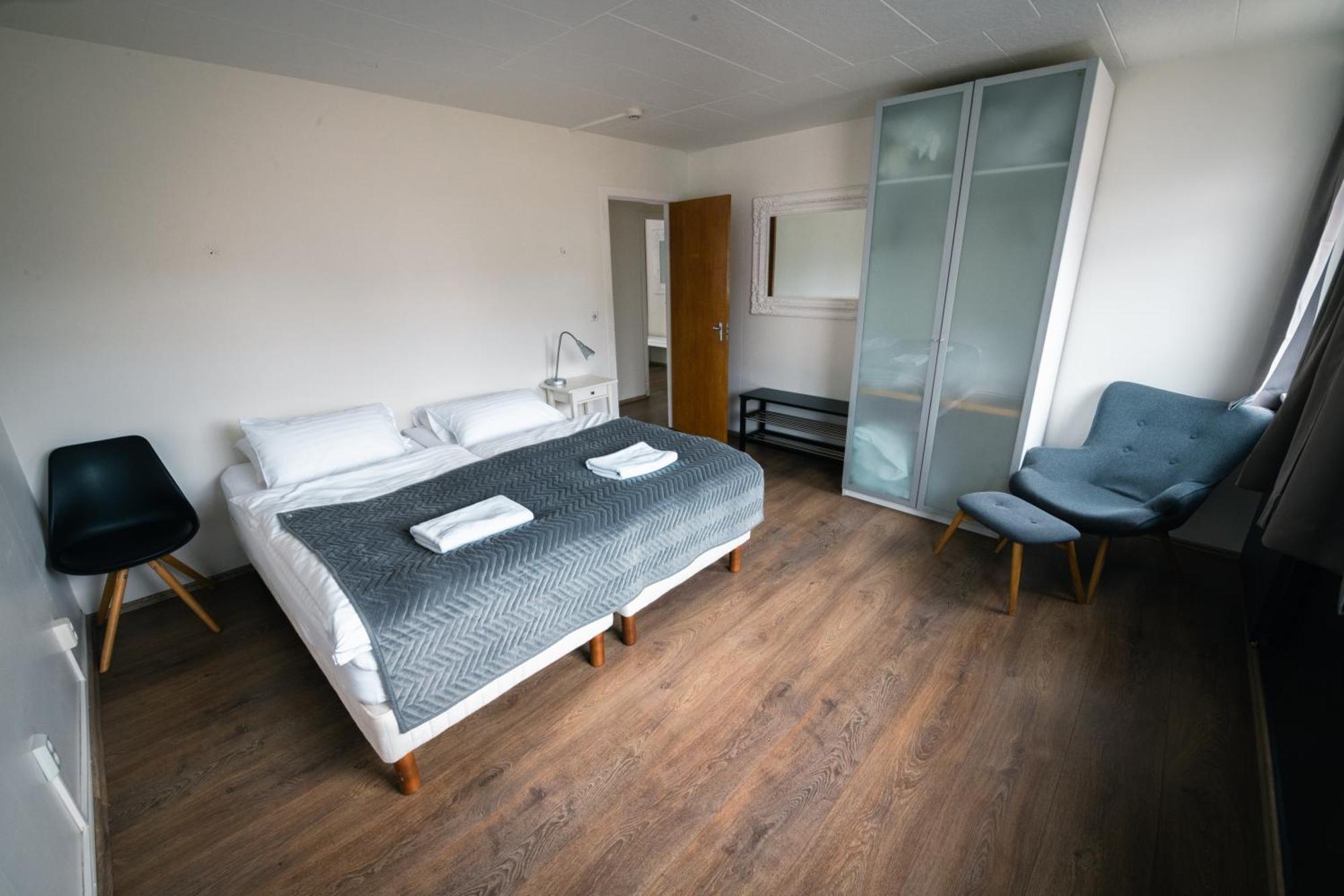 אקורירי Apotek Guesthouse מראה חיצוני תמונה