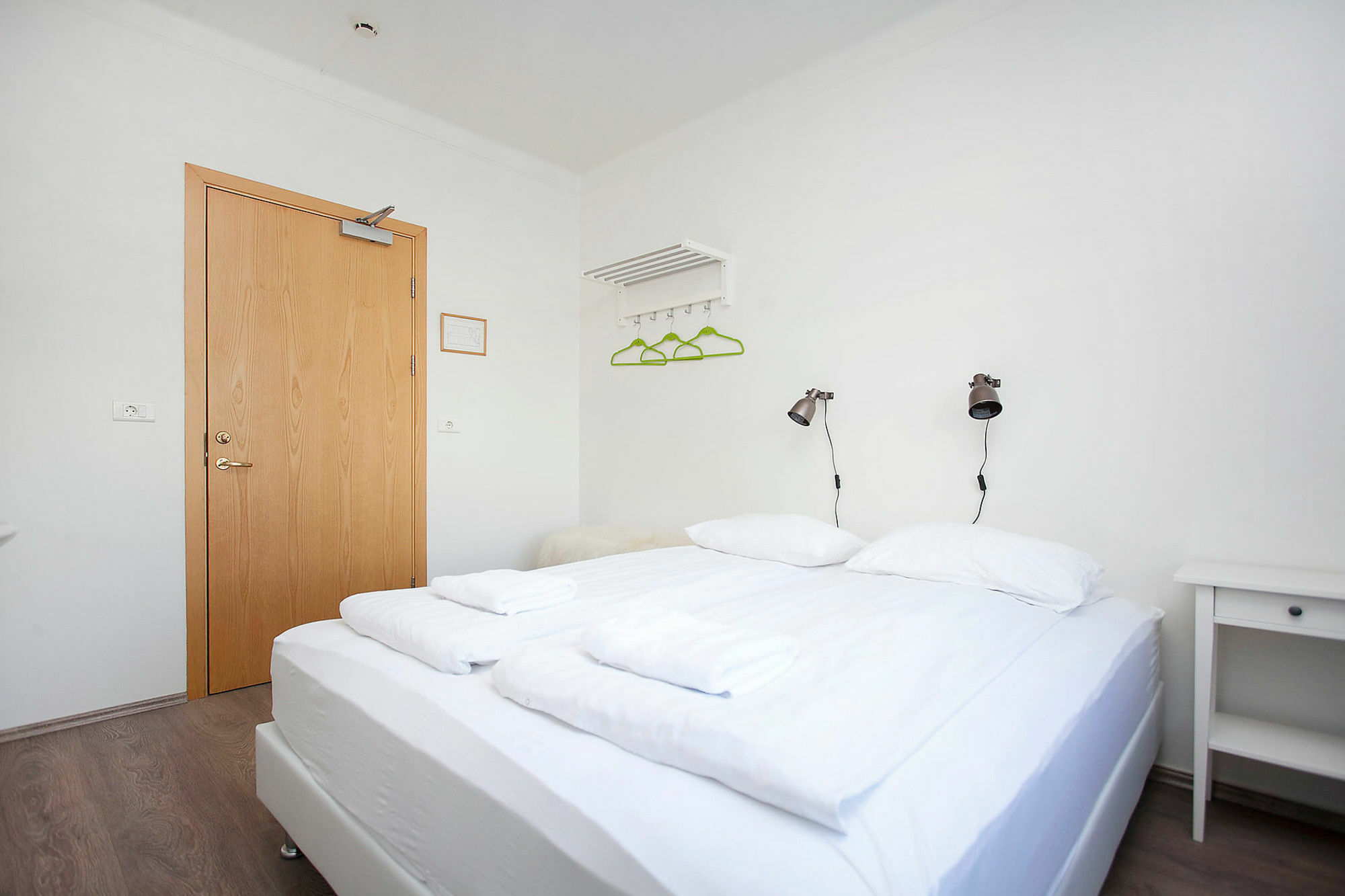 אקורירי Apotek Guesthouse מראה חיצוני תמונה