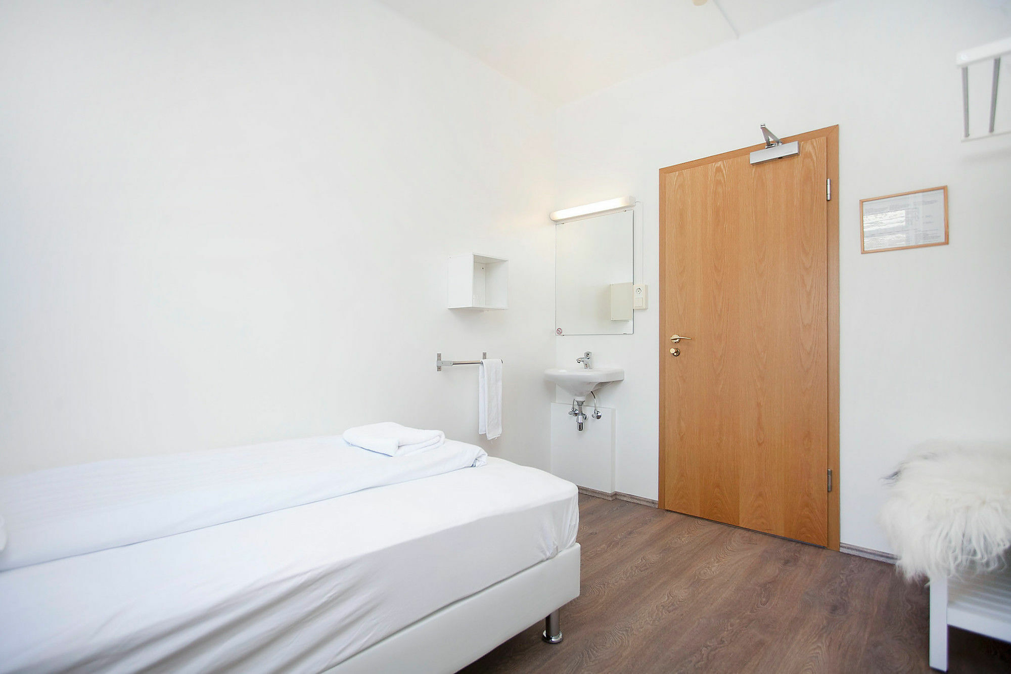אקורירי Apotek Guesthouse מראה חיצוני תמונה