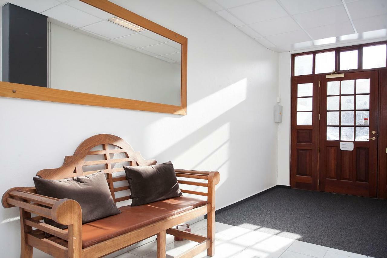 אקורירי Apotek Guesthouse מראה חיצוני תמונה