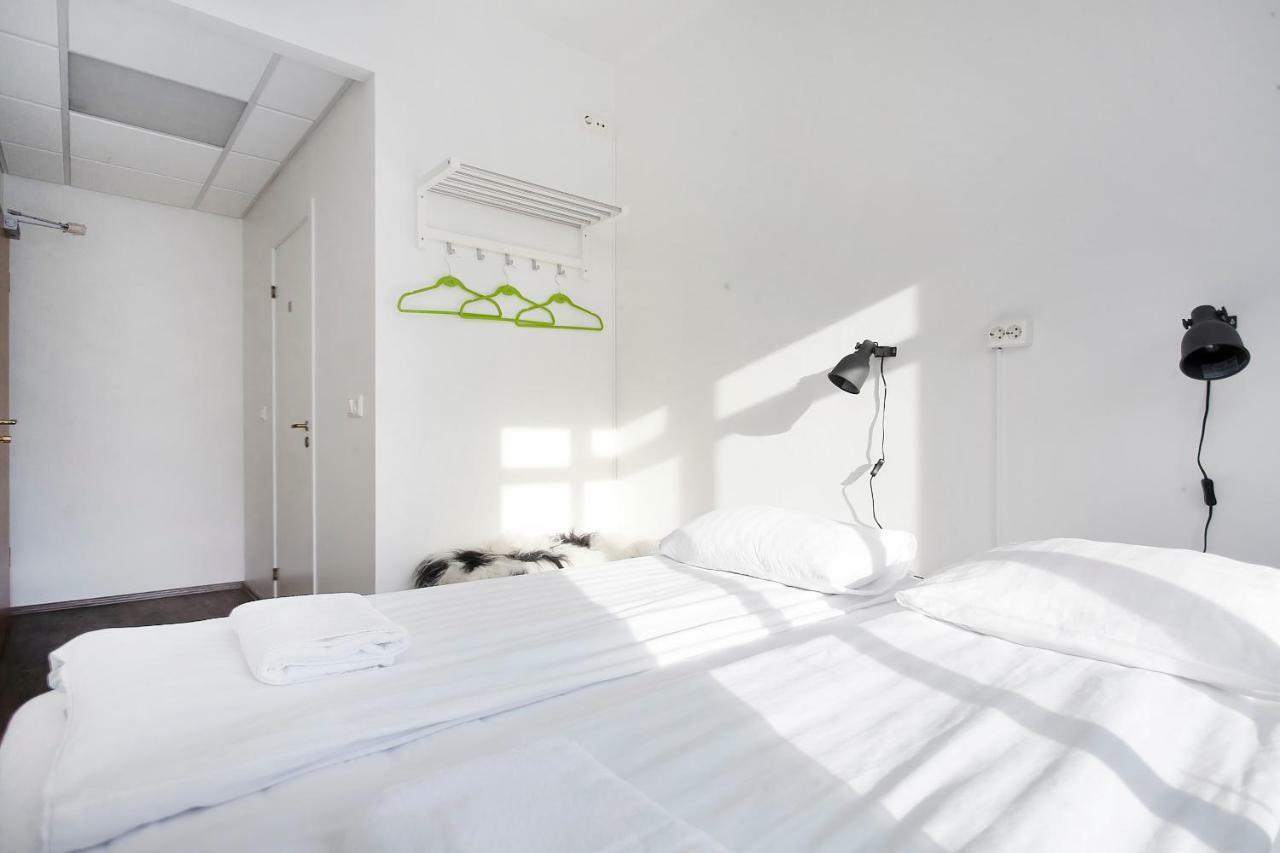 אקורירי Apotek Guesthouse מראה חיצוני תמונה