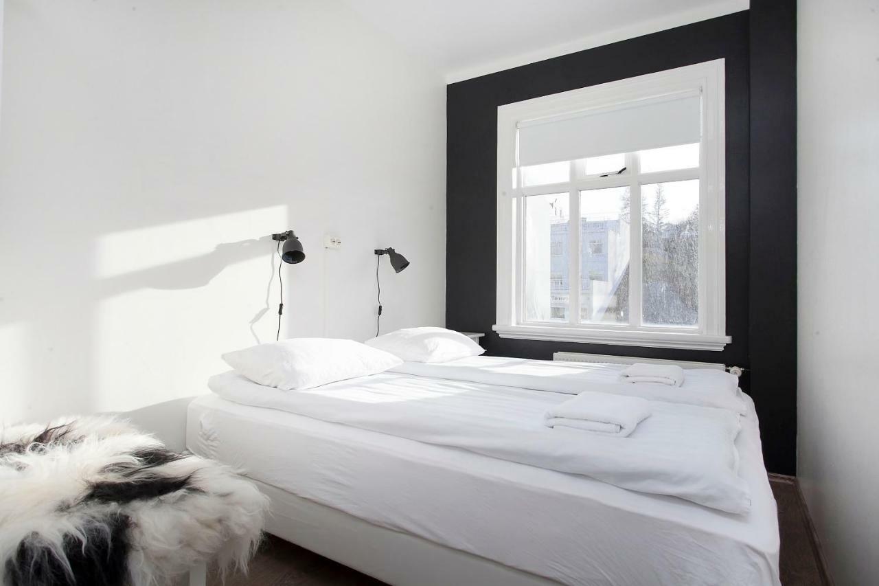 אקורירי Apotek Guesthouse מראה חיצוני תמונה