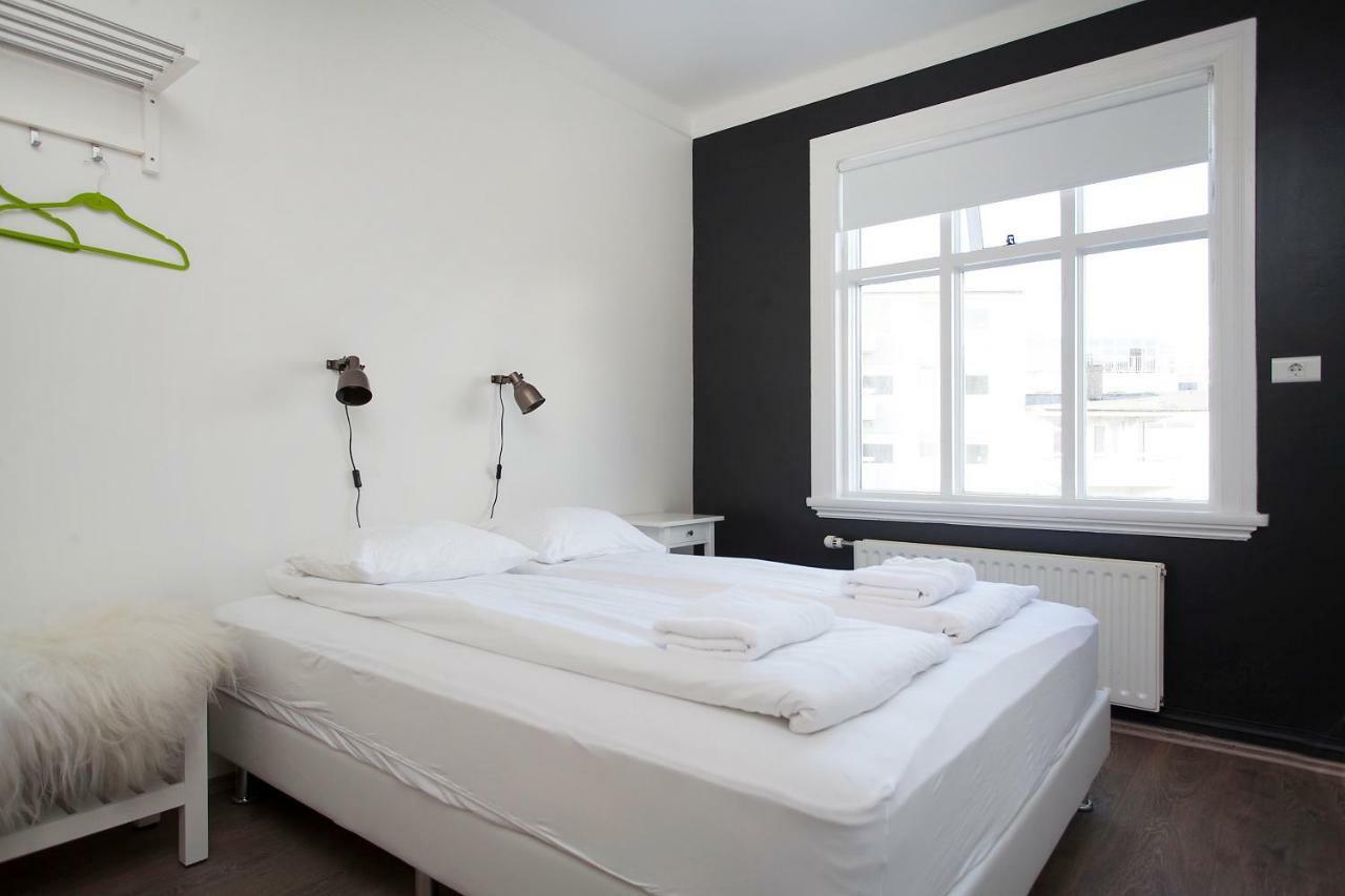 אקורירי Apotek Guesthouse מראה חיצוני תמונה